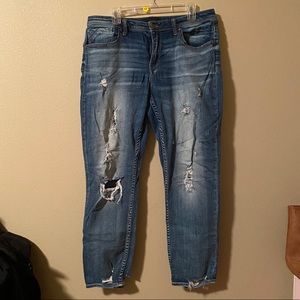 buckle boyfriend jeans